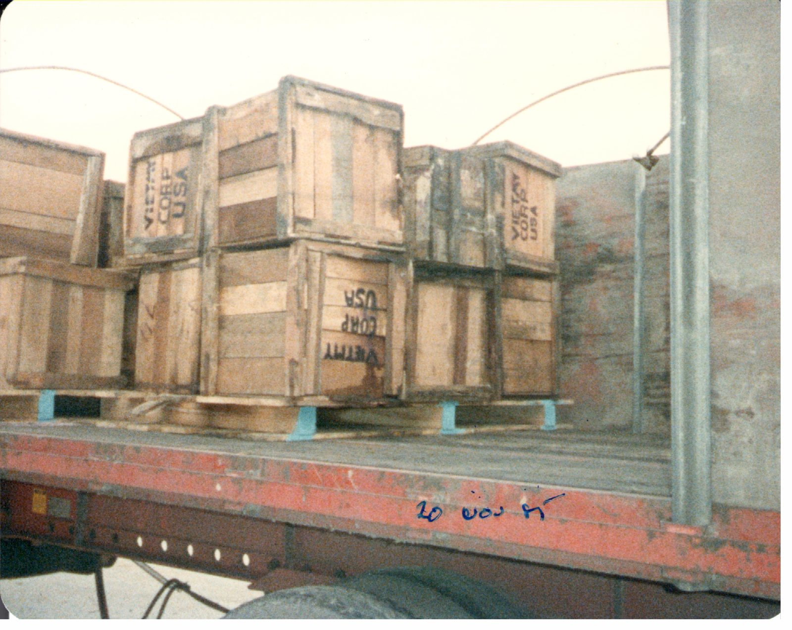 Crates stenciled VIET MY CORP USA.